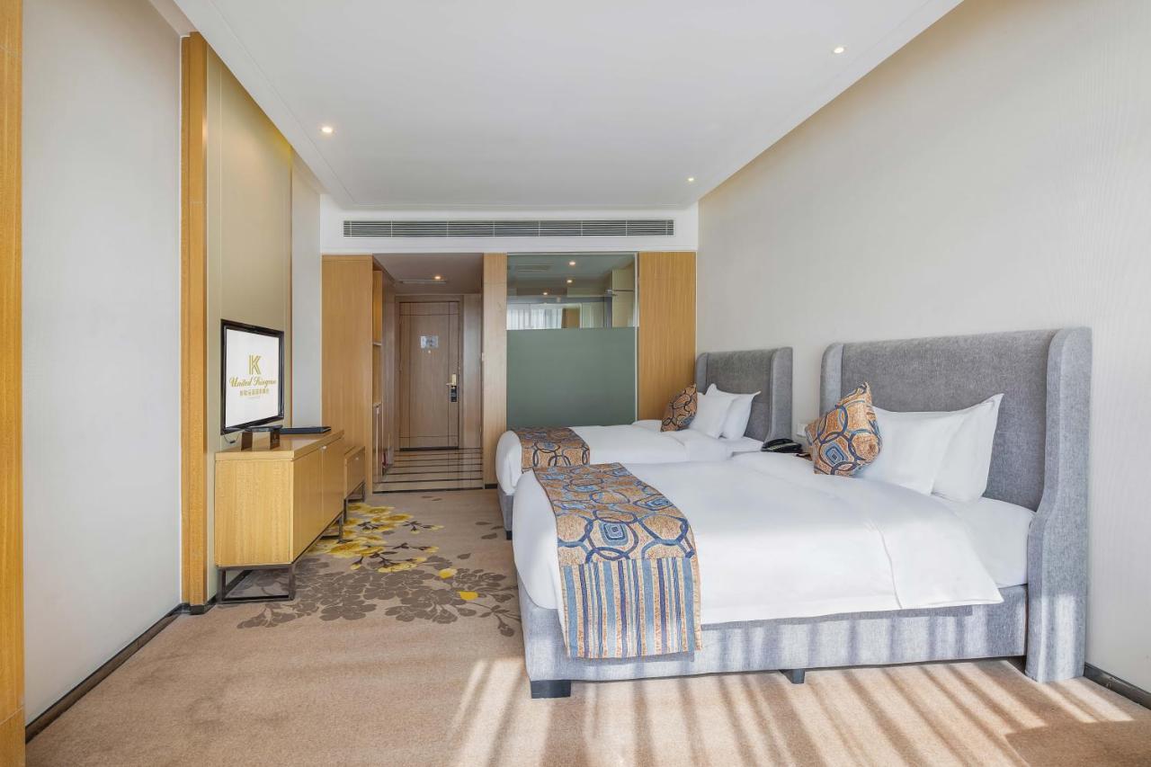 United Kingson Hotel Чэнду Экстерьер фото